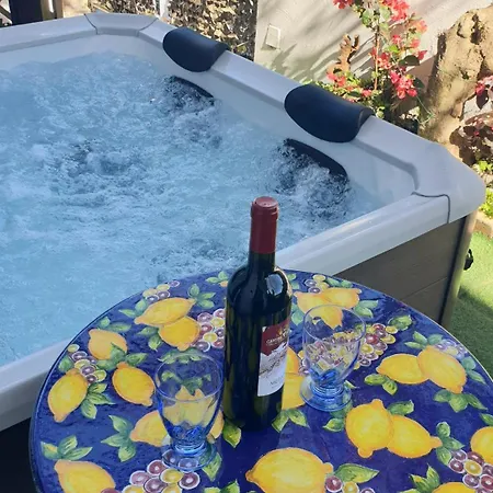 Villa Intera Grace Con Vista Mare E Jacuzzi