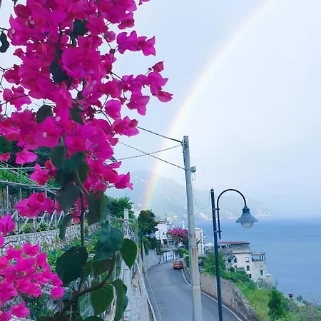 Intera Grace Con Vista Mare E Jacuzzi Villa Amalfi