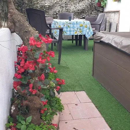Intera Ad Con Vista Mare E Jacuzzi 아말피